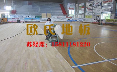 為什么籃球場使用運動木地板效果更好？