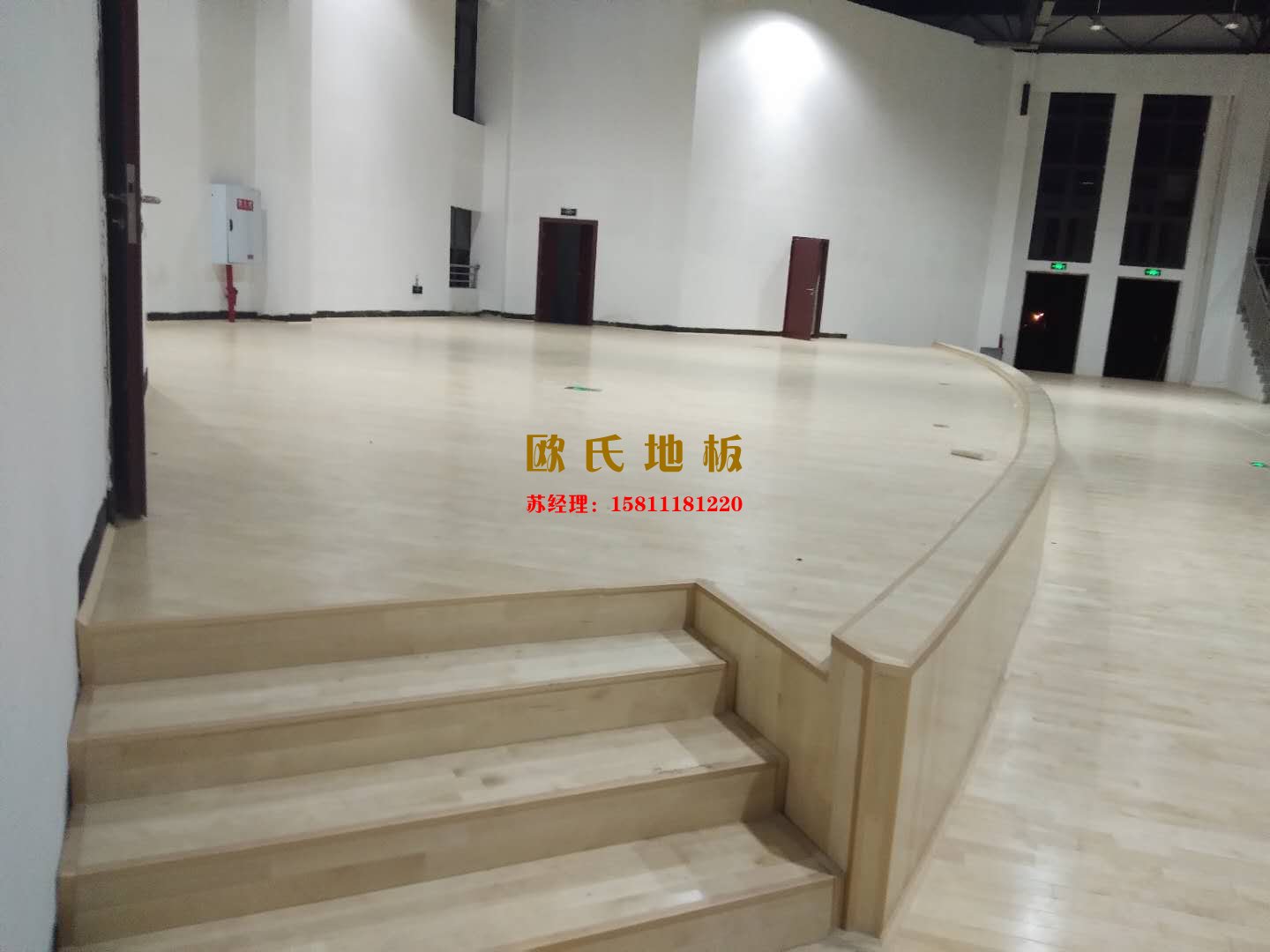 人家在舞臺上摔跤可以秀恩愛，那你呢？