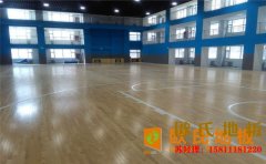 大型籃球場木地板打磨翻新