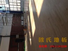 學(xué)校籃球場地板防潮